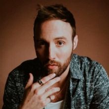 RUSTON KELLY Shares New Single 'Michael Keaton'