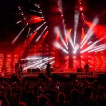 THE STROKES Perform Sold-Out New York City Show at Flushing Meadows