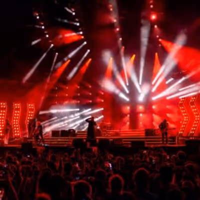 THE STROKES Perform Sold-Out New York City Show at Flushing Meadows