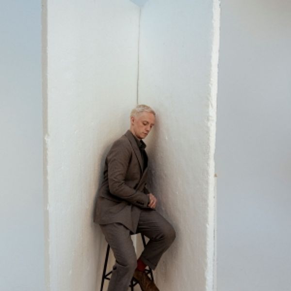 Hamish Hawk Releases Single 'Men Like Wire' Photo