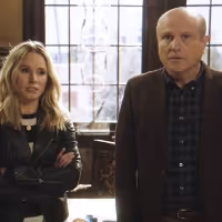 VIDEO: Hulu Shares VERONICA MARS 'Mars Investigations Commercial Outtakes' Video