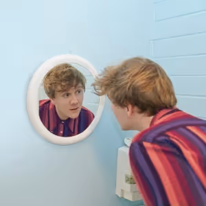 Interview: Josh Thomas Sweats the Small Stuff in LET'S TIDY UP at SoHo Playhouse