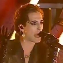 VIDEO: Watch Måneskin Perform 'MAMMAMIA' at the MTV EMAS