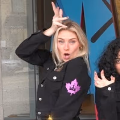 Video: Toronto Cast of SIX Visit Hans Holbein Portrait of King Henry VIII at Art Gallery Of Ontario