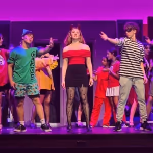 Review: Land O Lakes High School’s Production of MEAN GIRLS: THE MUSICAL