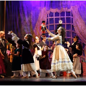 Roxey Ballet's THE NUTCRACKER to Open Thanksgiving Weekend
