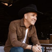 Craig Campbell & Bradley Gaskin to Play Ryman Auditorium Benefit Concert