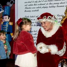 CHRISTMAS UNDER THE BIG TOP is Coming to Melbourne