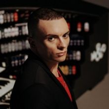 Out Today: Organist Cameron Carpenter Releases Debut Decca Gold Album Of Bach And Han