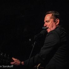 BWW Review: Tom Wopat is Hip at the Beach Cafe
