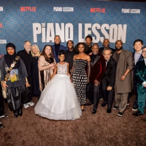 Photos: John David Washington, Denzel Washington, & More Attend THE PIANO LESSON…