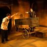 Review: IN THE TOMB OF TEN THOUSAND CALENDARS at Moving Arts Theatre