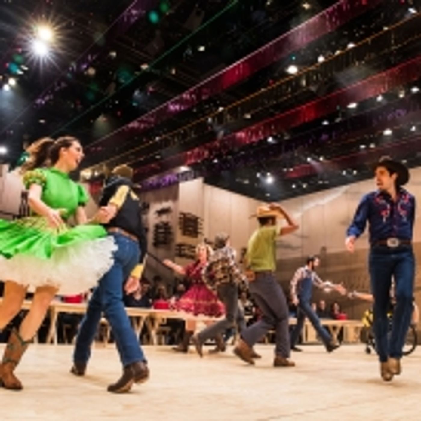 Wake Up With BWW 1/20: Alexandra Billings Joins WICKED, and More!  Image