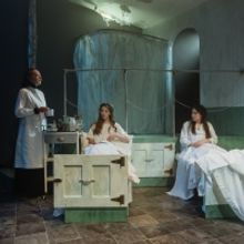 BWW Review: FAST, Park Theatre