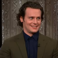 VIDEO: Jonathan Groff Talks MATRIX & SPRING AWAKENING on COLBERT