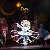 CIRQUE DREAMS HOLIDAZE is Coming to the State Theatre