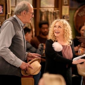 Video/Photos: Christopher Lloyd and Carol Kane in NBC's HAPPY'S FACE Sneak Peek
