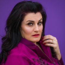 BWW Spotlight Series: Meet Gina D'Acciaro, an L.A. Actress and Regular Performer at Rockwell Table & Stage