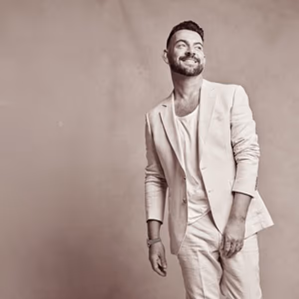 West End Star Ben Forster Releases New Cover of 'The Winner Takes It All' Photo