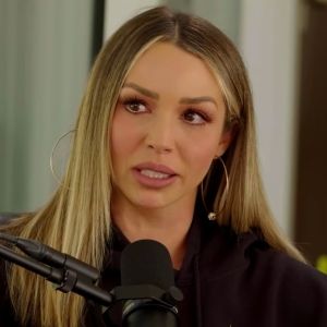 Listen: Scheana Shay of VANDERPUMP RULES Sits Down on 'Bravo's Hot Mic' Podcast