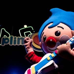 “Plim Plim en Vivo: Energía Musical” Lights Up Teatro Broadway