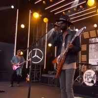 VIDEO: Watch Gary Clark Jr. Perform 'Pearl Cadillac' on JIMMY KIMMEL LIVE! Video