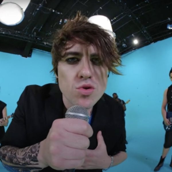 Video: West End FROZEN Cast Performs Punk Rock 'Do You Want to Build a Snowman?' - Broadway Theater Video