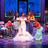 Review: JAJA'S AFRICAN HAIR BRAIDING at Mark Taper Forum
