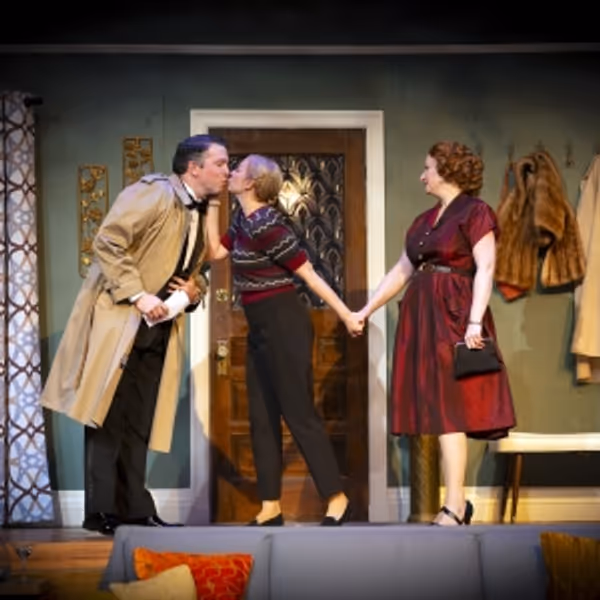 Review: DIAL M FOR MURDER at Shea's 710 Theatre Photo