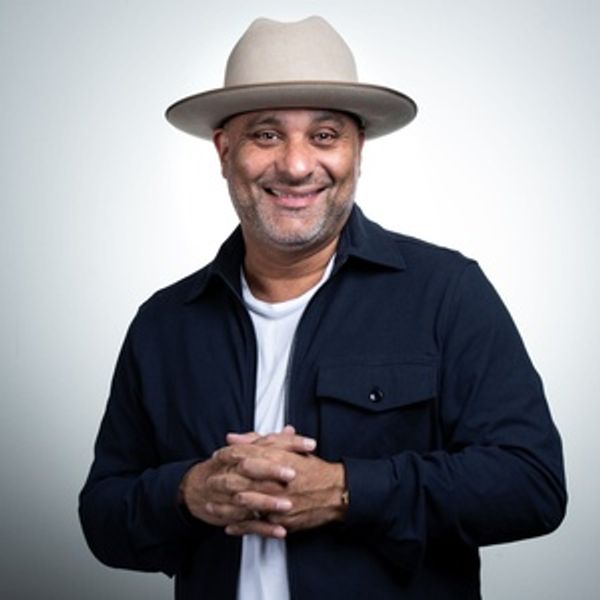 Russell Peters Will Return to the Encore Theater at Wynn Las Vegas Photo