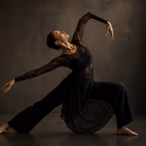 How Central Asian Nomadic Movement Traditions Are Being Reinterpreted Through Contemporary Choreography