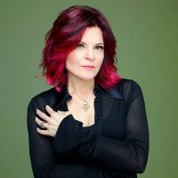 Roanne Cash to Receive MacDowell Medal