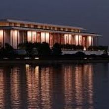 VIDEO: Kennedy Center Dims Lights for Nine Nights to Honor George Floyd