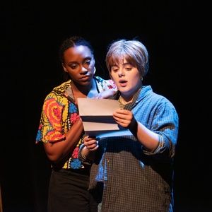 Review: FUN HOME at The Gladstone Theatre