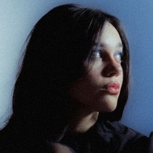 Juliana Madrid Releases 'Let Go (Frou Frou Cover)'