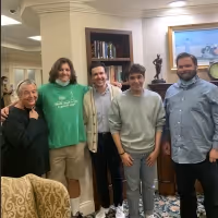 Algonquin Arts Theatre Performers From MAN OF LA MANCHA Visits Sunnyside Manor For a…