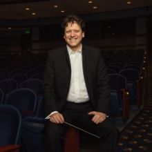 Conductor Donato Cabrera Announces Online Performance With Violinist Alexi Kenney