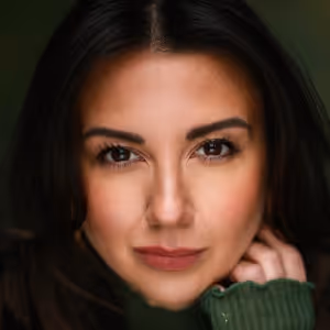 Interview: 'It's So Rewarding': Actor Zizi Strallen on Taking on The Role of Glinda…