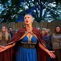Review: DIDO AND AENEAS, Pitlochry Festival Theatre Photo