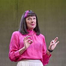 Doon Mackichan Withdraws from LYONESSE