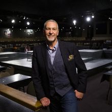 Lee Buckholz To Retire As Producing Artistic Director Of Derby Dinner Playhouse