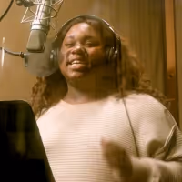 Video: Alex Newell Sings 'Independently Owned' From SHUCKED; Cast Recording to be…