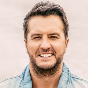 Video: Luke Bryan Releases New Music Video for 'But I Got A Beer In My Hand'