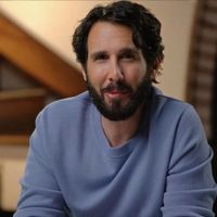 Video: Josh Groban Interviews Younger Self in Promo Video for New Album 'Gems' Video