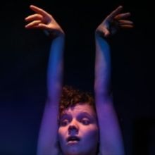 EDINBURGH 2023: Review: ÎLE, Pleasance Courtyard