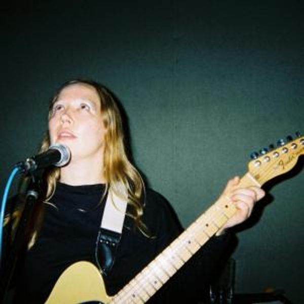Julia Jacklin to Release THE GEM Album with 2026–2027 Tour Photo