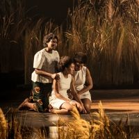 BWW Review: THREE SISTERS, National Theatre