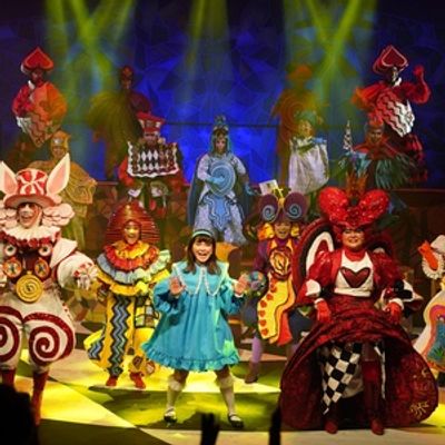 Review: REP&rsquo;s ALICE IN WONDERLAND is Lively, Polished Retelling of Lewis Carroll&rsquo;s Classic