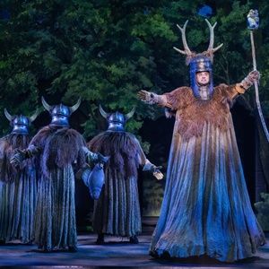Review: Absence of Chalice: MONTY PYTHON'S SPAMALOT at Fox Theatre, St. Louis