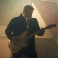 Hunter Hayes Releases 'Sober' From Red Sky Album Due This Spring